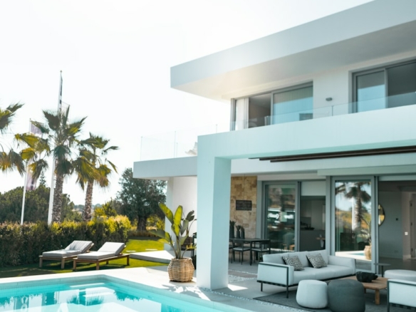 Chácara Exuberante em Indaiatuba com 3.000 m² com Piscina